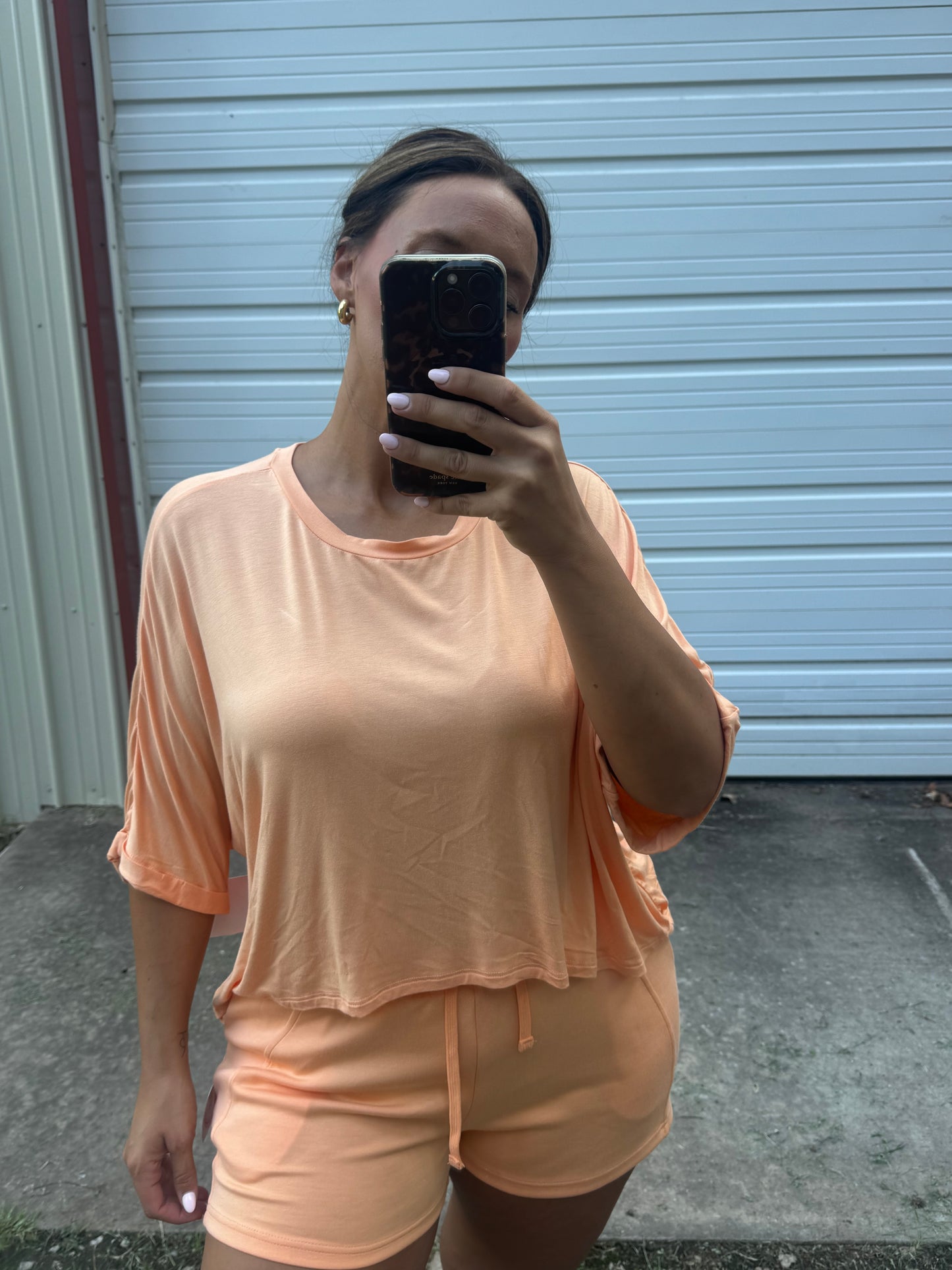 Light Flight Short - Apricot